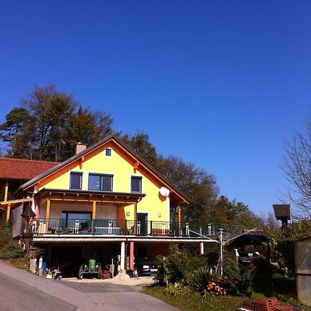 Gaestehaus Schmid Sankt Johann im Saggautal Luaran gambar