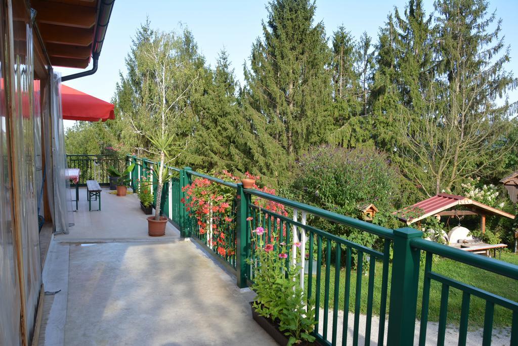 Gaestehaus Schmid Sankt Johann im Saggautal Luaran gambar